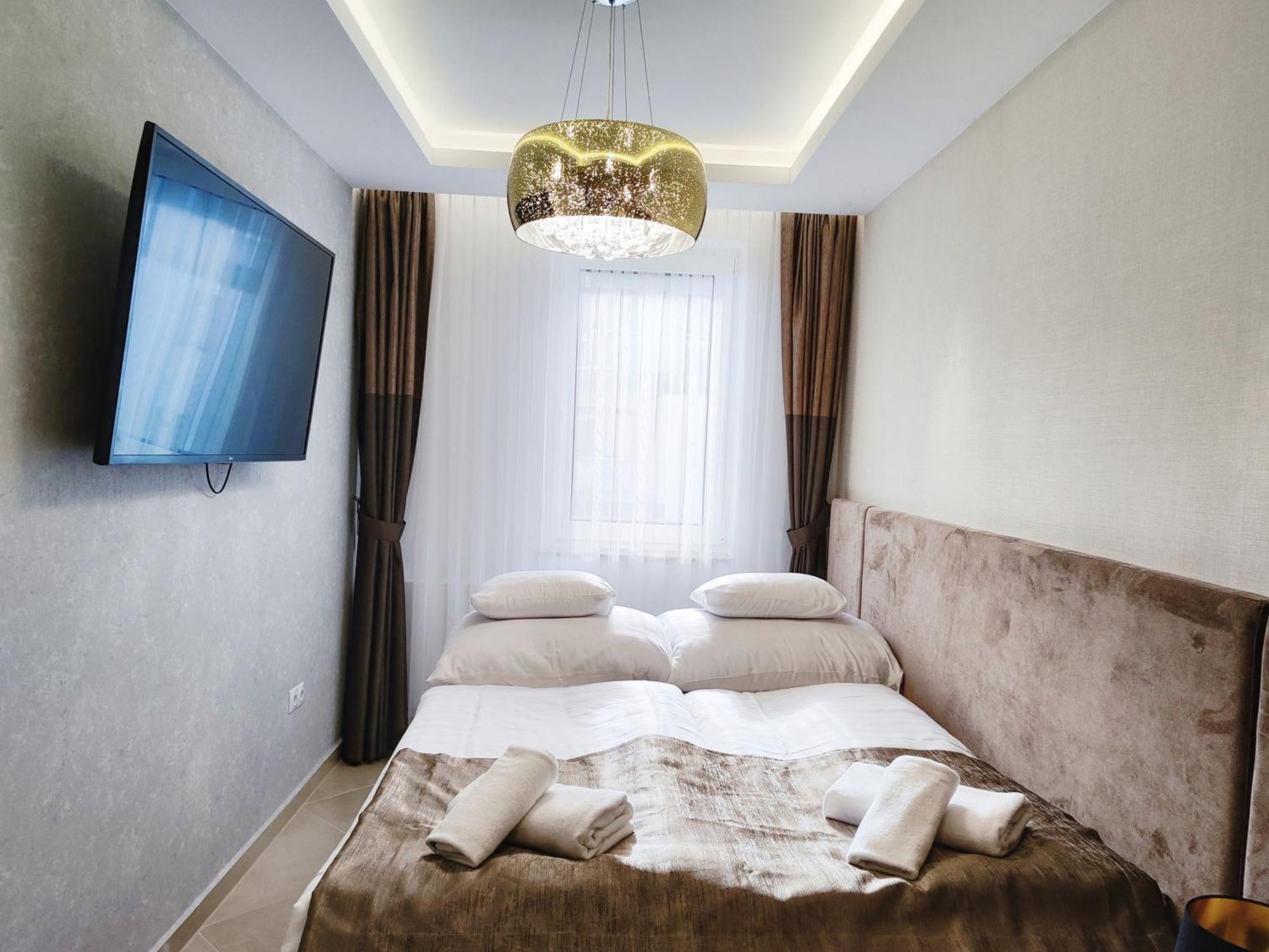 Royal Liberty Apartment เคสเท ภายนอก รูปภาพ