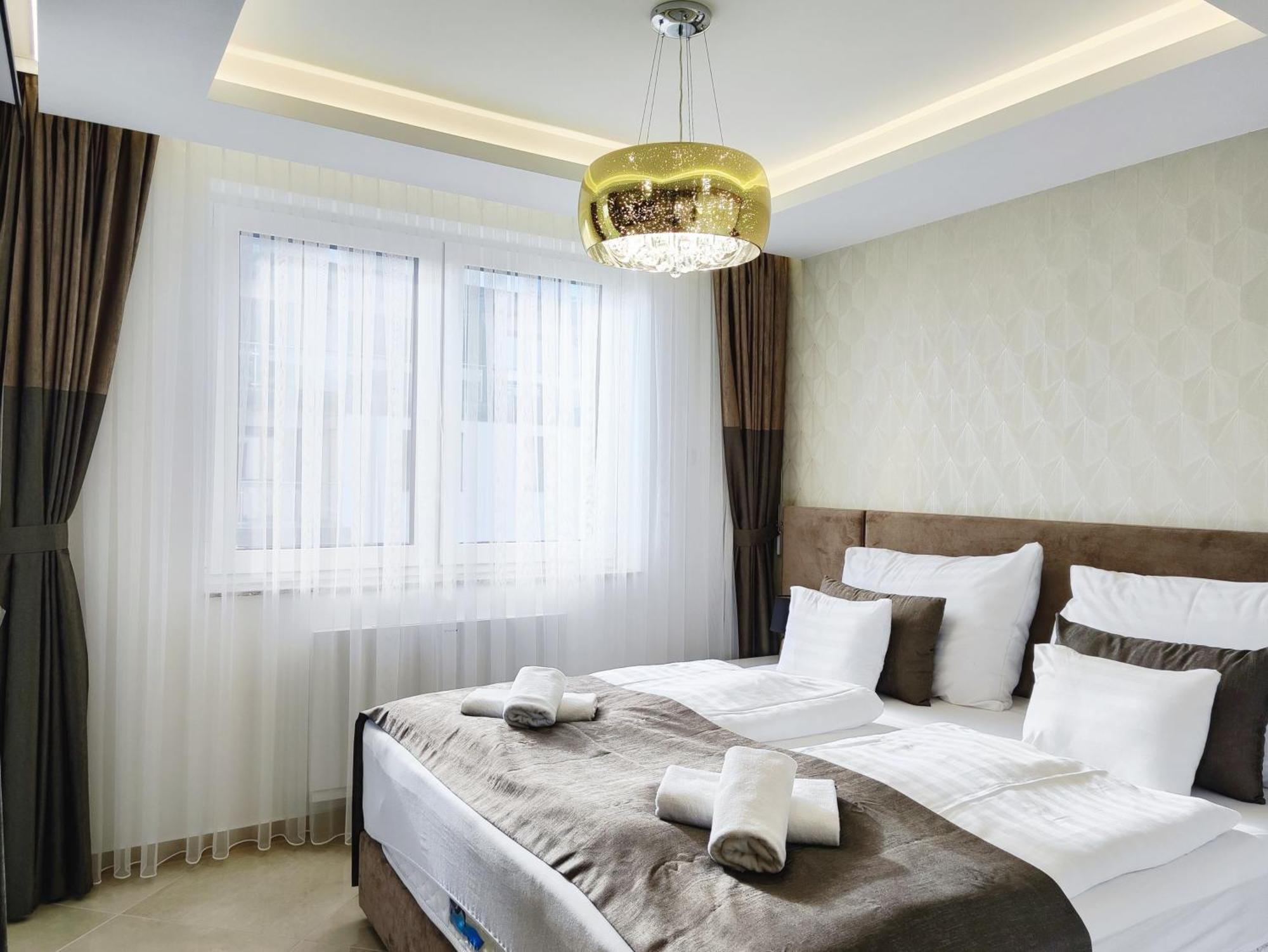 Royal Liberty Apartment เคสเท ภายนอก รูปภาพ
