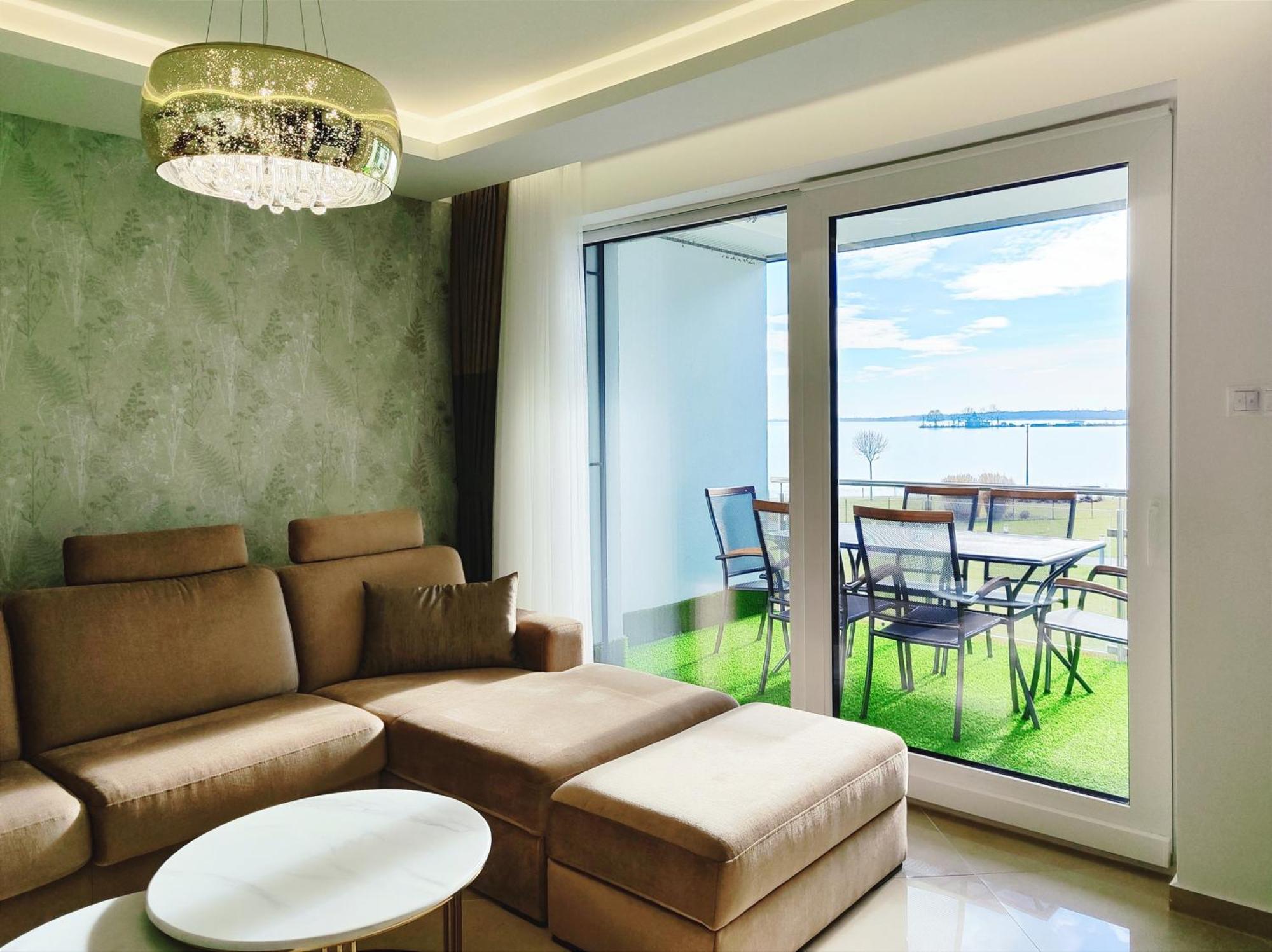 Royal Liberty Apartment เคสเท ภายนอก รูปภาพ